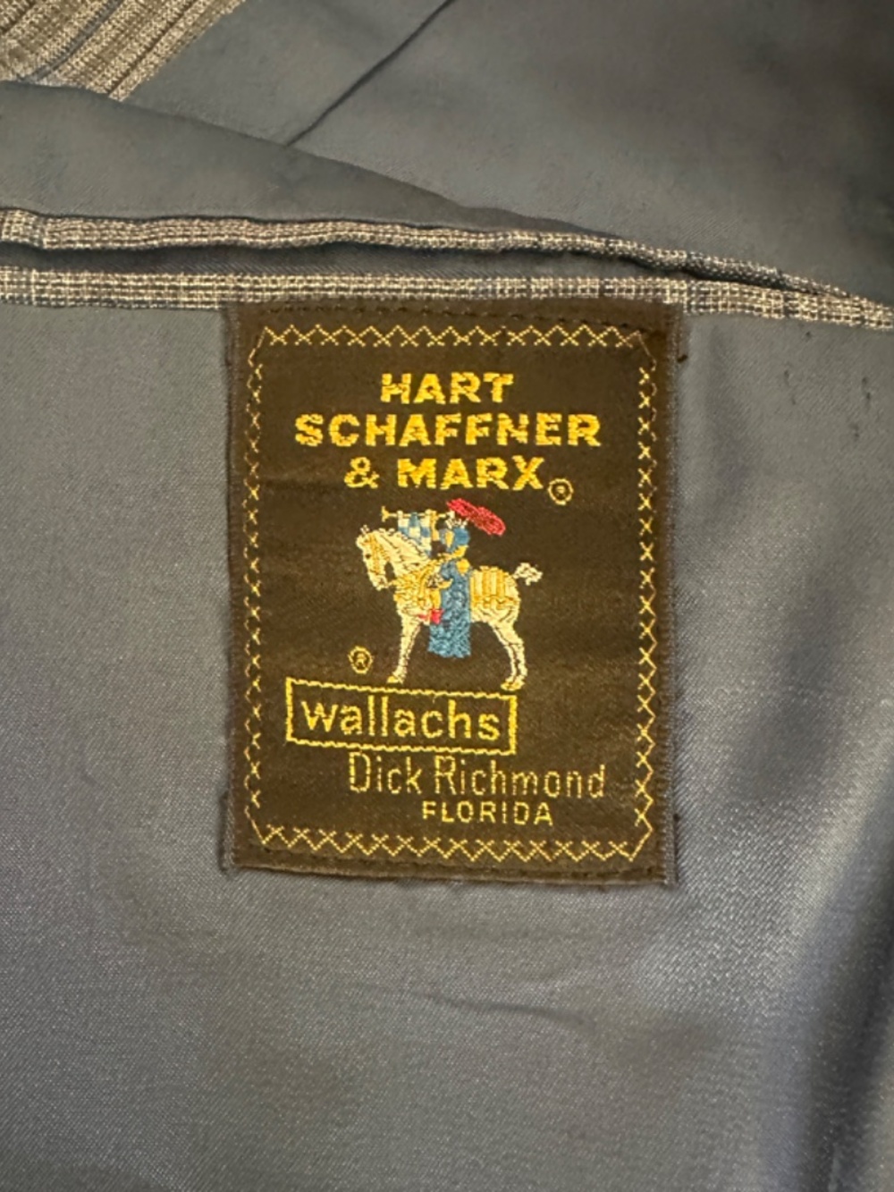 Hart Schaffner Marx Full Suit ~40R  Pants 32" waist 29" inseam Gently worn Wool - Picture 7 of 7